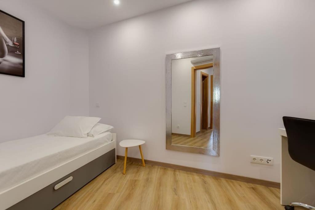 Yollaapartment Lagos Eksteriør bilde